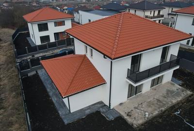 Casă individuală cu 4 camere cu Canalizare în Chinteni - 6