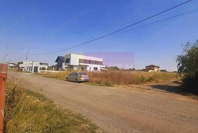 Teren de 4715 mp, în Brănești - 4