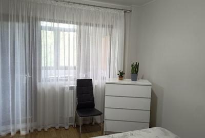 Apartament cu 3 camere semidecomandat în Podu Roș - 8