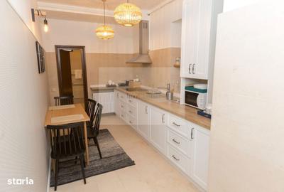 Apartament cu 3 camere, mobilat în Ultracentral