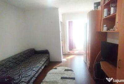 Garsonieră în Nicolina