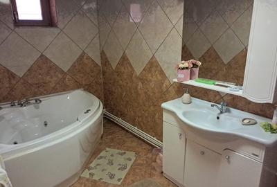 Exclusivitate ! Vila D+P+1+M - Techirghio-zona 0 - 550.000 euro (cod E2) - 10