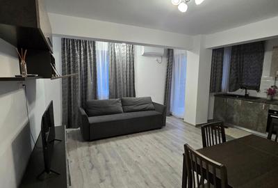 Apartament cu 3 camere decomandat, mobilat în Central