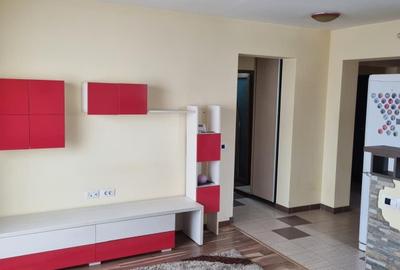 Apartament cu 3 camere decomandat în Păcurari - 2