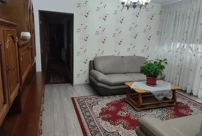 De vanzare apartament 4camere - 2