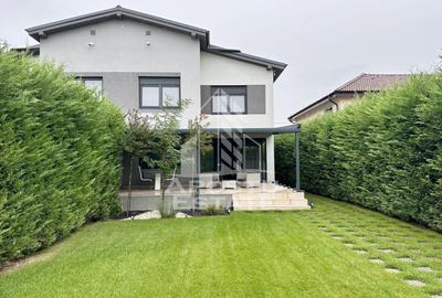 Duplex cu 4 camere cu Canalizare în Dumbrăvița