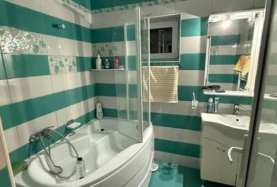 Casă cu 8 camere cu Teren 750 Mp în Central - 12