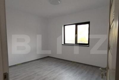 Casă cu 4 camere cu Teren 565 Mp în Priseaca - 12