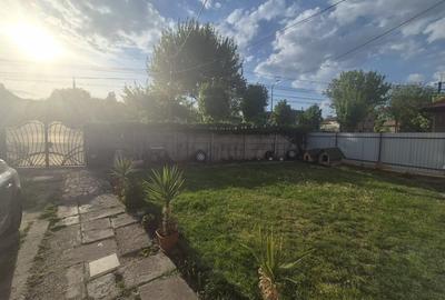 Casă individuală cu 7 camere cu Teren 380 Mp în Central - 1