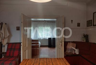 Apartament spatios la casa 82 mp 2 camere strada Livezii Cisnadie - 7
