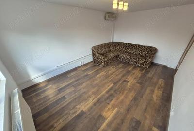 3 Cam-Simion Barnutiu-5 Min Centru -Renovat-2 x Aer conditionat-Centrala-70 MP - 89.000 Euro ! 3 Cam-Simion Barnutiu-5 Min Centru -Renovat-2 x Aer conditionat-Centrala-70 MP - 89.000 Euro ! - 3