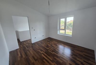 Duplex cu 3 camere cu Teren 250 Mp în Chișoda - 9