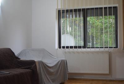 Apartament cu 3 camere decomandat în Clăbucet - 11