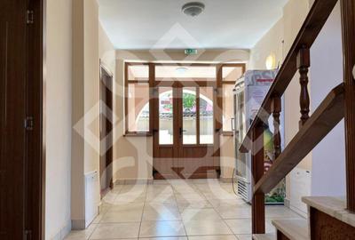 Pensiune cu 7 camere de vanzare in Baile 1 Mai - 7