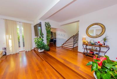 Casa eleganta in zona exclusivista, cu priveliste de vis - 9