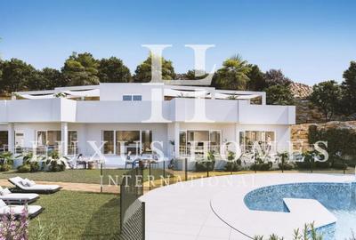 Apartament cu 3 camere decomandat în Central - 1