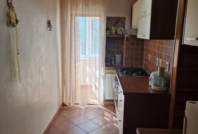 De Vanzare Apartament 3 camere Decomandat -bloc tip vila Obcini - 5
