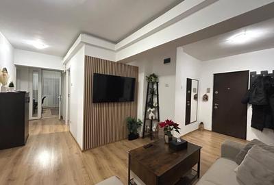 Apartament cu 3 camere decomandat, mobilat în Ultracentral