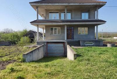 Casă cu 5 camere în Șeulia de Mureș - 6