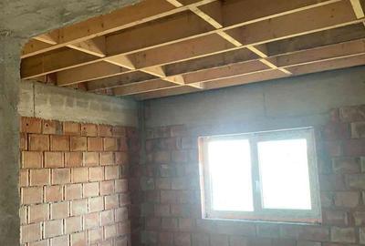 Casă cu 5 camere cu Teren 750 Mp în Aroneanu - 7
