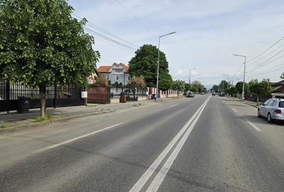 Casă cu 4 camere cu Teren 710 Mp în Abator