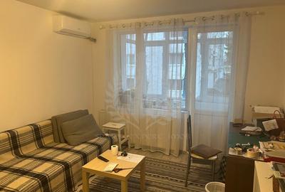 3 CAMERE // CINA // ETAJUL 1 - 8