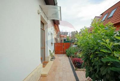 Apartament cu 5 camere decomandat, mobilat în Central - 16