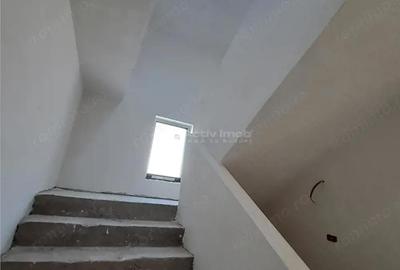 Casă cu Teren 450 Mp în Moara - 17