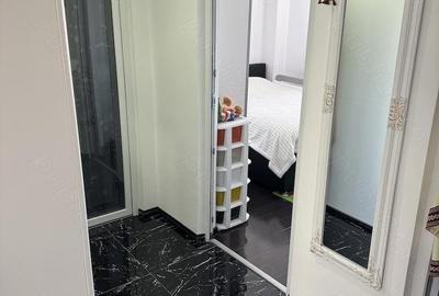 Apartament cu 3 camere decomandat în Central - 1
