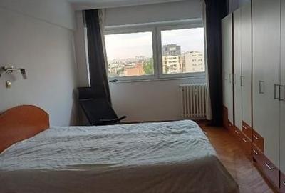 Apartament cu 3 camere semidecomandat, mobilat în P-ța Romană - 3