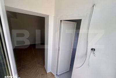 Spațiu comercial, de 17 mp, în Central - 4