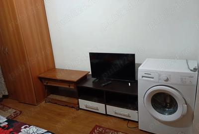 Proprietar vand garsoniera 17 mp, zona UMT str Babadag nr 2 - 1