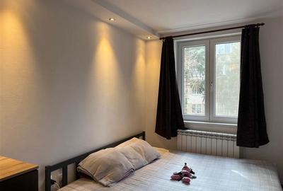 Apartament cu 3 camere semidecomandat în Central - 32