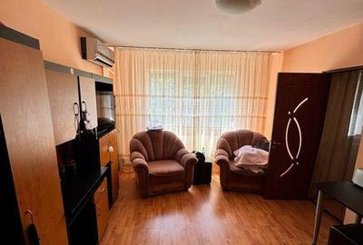 Apartament 2 camere semidecomandat Casa de Cultura