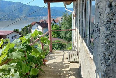 Casa cu vedere la Dunare! Vanzare sau schimb. - 1