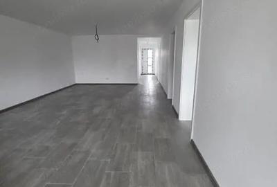 Casă cu 4 camere cu Teren 360 Mp în Nojorid - 14