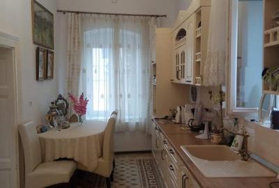 Casă cu 4 camere cu Teren 300 Mp în Central - 6