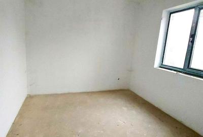 Duplex cu 5 camere cu Canalizare în Central - 13