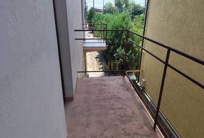 Duplex cu 10 camere cu Teren 2600 Mp în Albert - 15