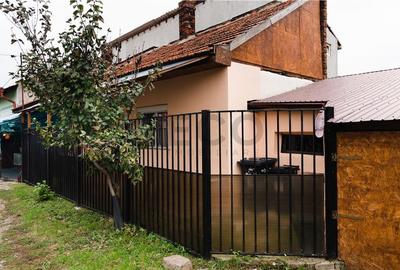 RECO . Casa centrala la pret de garsoniera . - 9