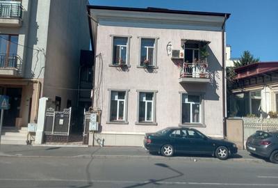 De vanzare Casa / Vila individuala, Vasile Lascar, Eminescu, CENTRAL - 1