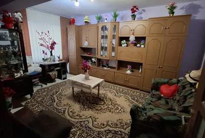 Apartament cu 2 camere decomandat în Caracal - 2