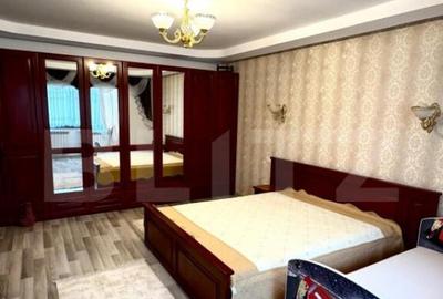 Apartament de vanzare, cu 2 camere, 54 mp, zona Racadau - 1