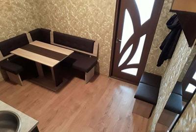 Garsonieră decomandată în Tei - 2