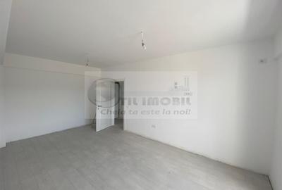 Garsonieră decomandată în Bucium - 3