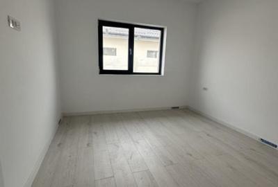 Clinceni Putul Olteni, Casa 4 camere, 400m2 teren 145 000 € - 1