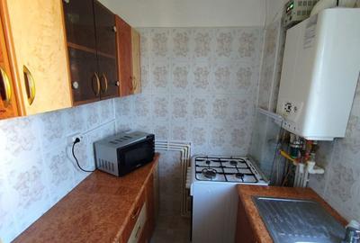 Garsonieră decomandată în Central - 7