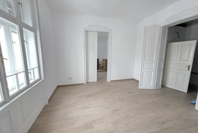 De închiriat – Spațiu de birouri în clădire istorică reabilitată, zona Bălcescu - 11