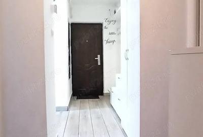 Apartament cu 2 camere decomandat în Micro 17 - 5