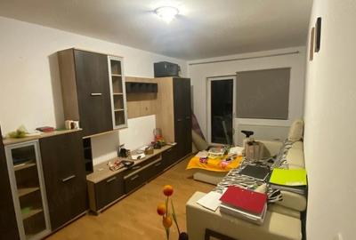 Apartament cu 2 camere decomandat în Sud